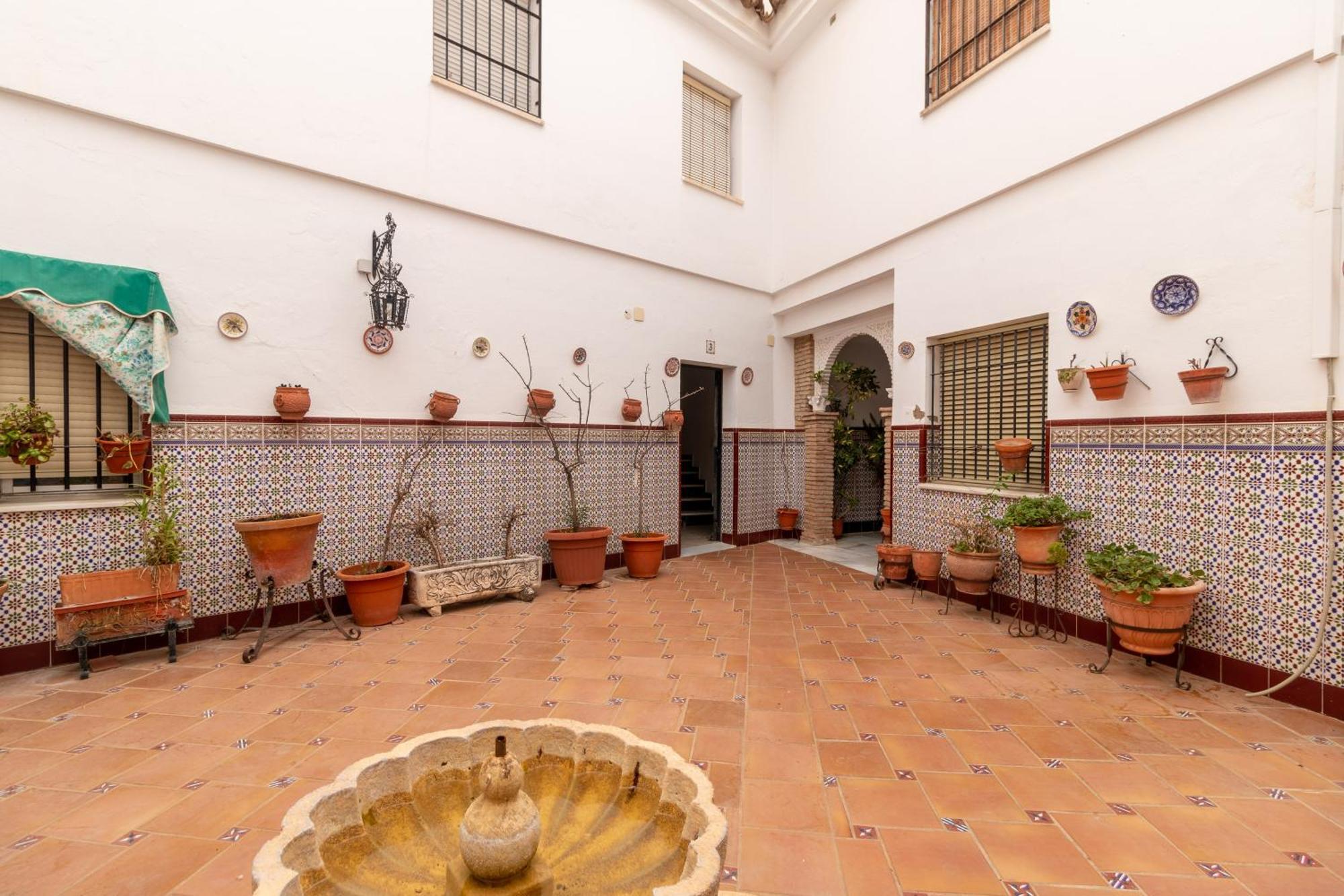 Apartamento Conde Y Luque Cordoue Extérieur photo